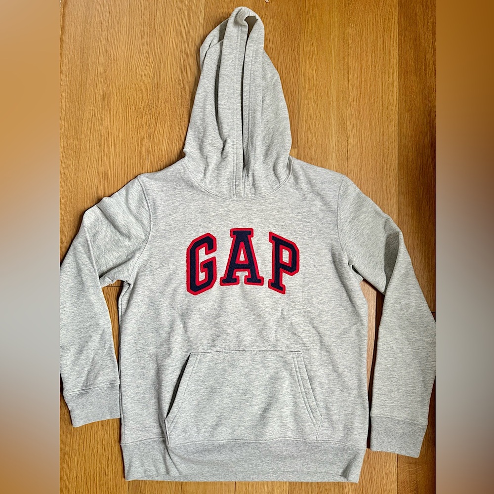 GAP women’s hooded sweatshirt